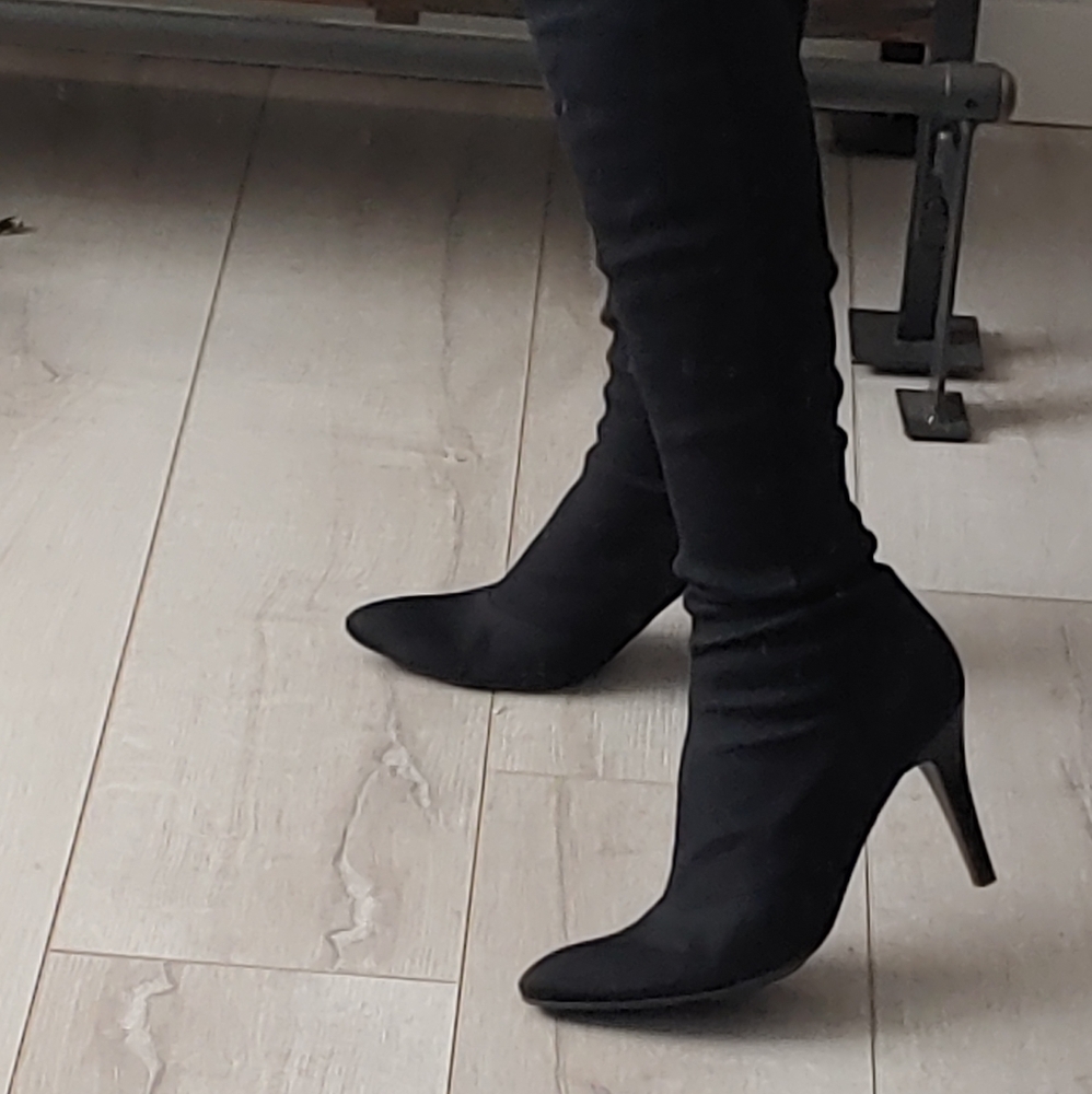 Nine west